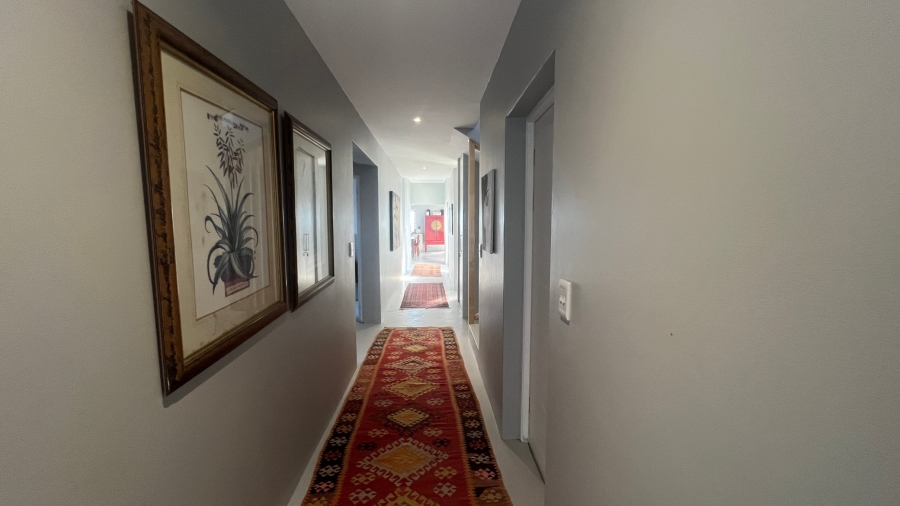 6 Bedroom Property for Sale in Jacobsbaai Western Cape